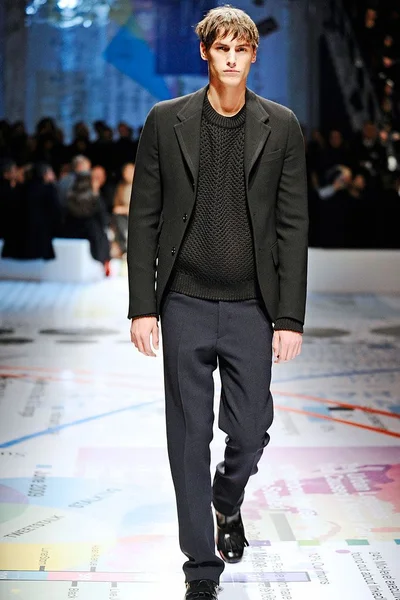 Look 38